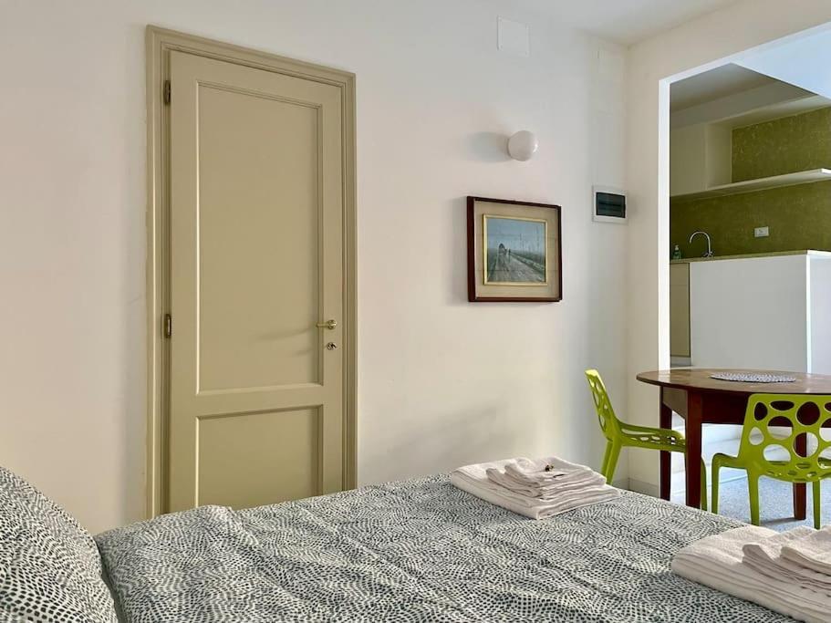 Modern Apartment Navigli Milan Exterior photo